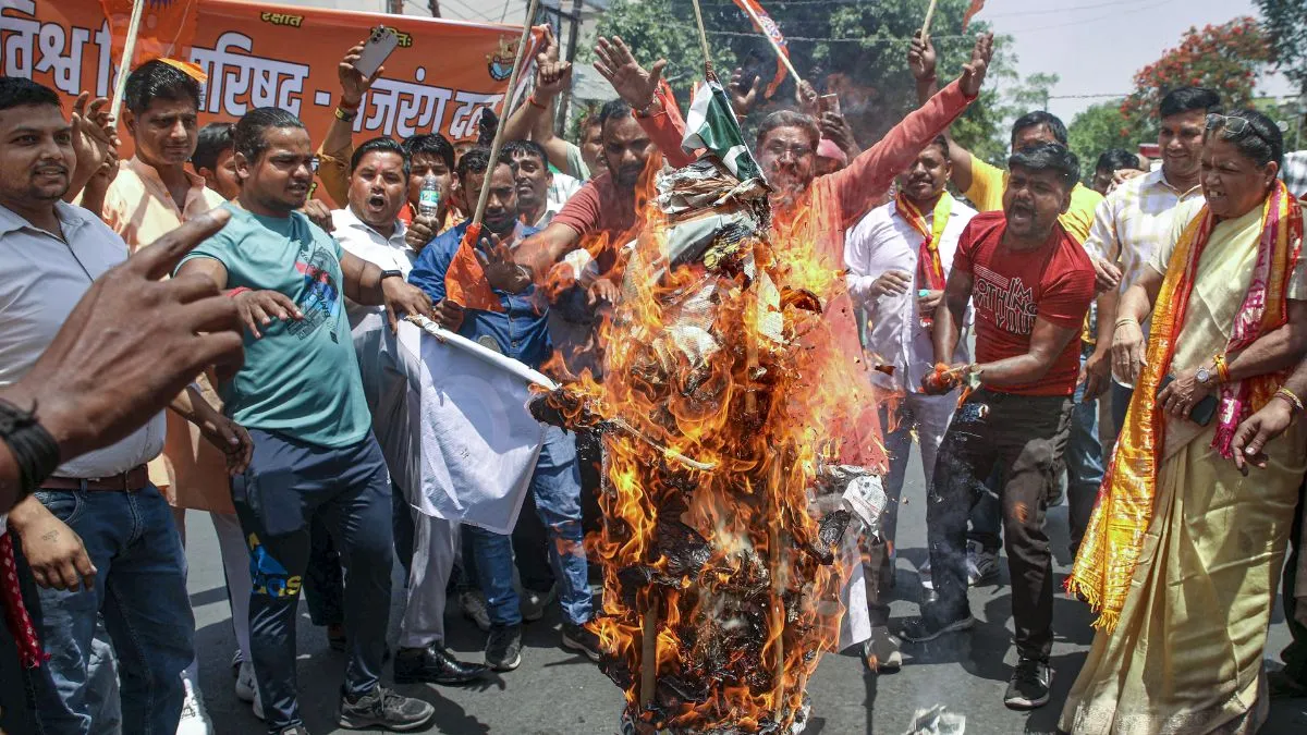 Srinagar terror attack, Baisaran valley shooting, Bengal tourists survive