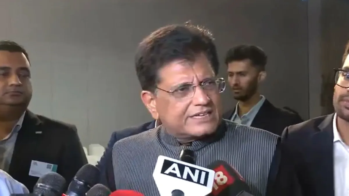 सोमवार को मीडिया से बात करते केंद्रीय मंत्री पीयूष गोयल।- India TV Hindi