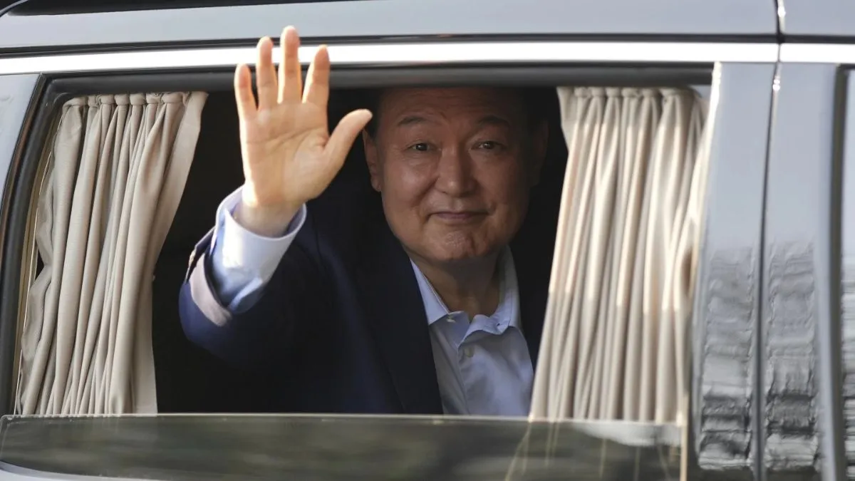 Yoon Suk Yeol, Aurated President of South Korea.