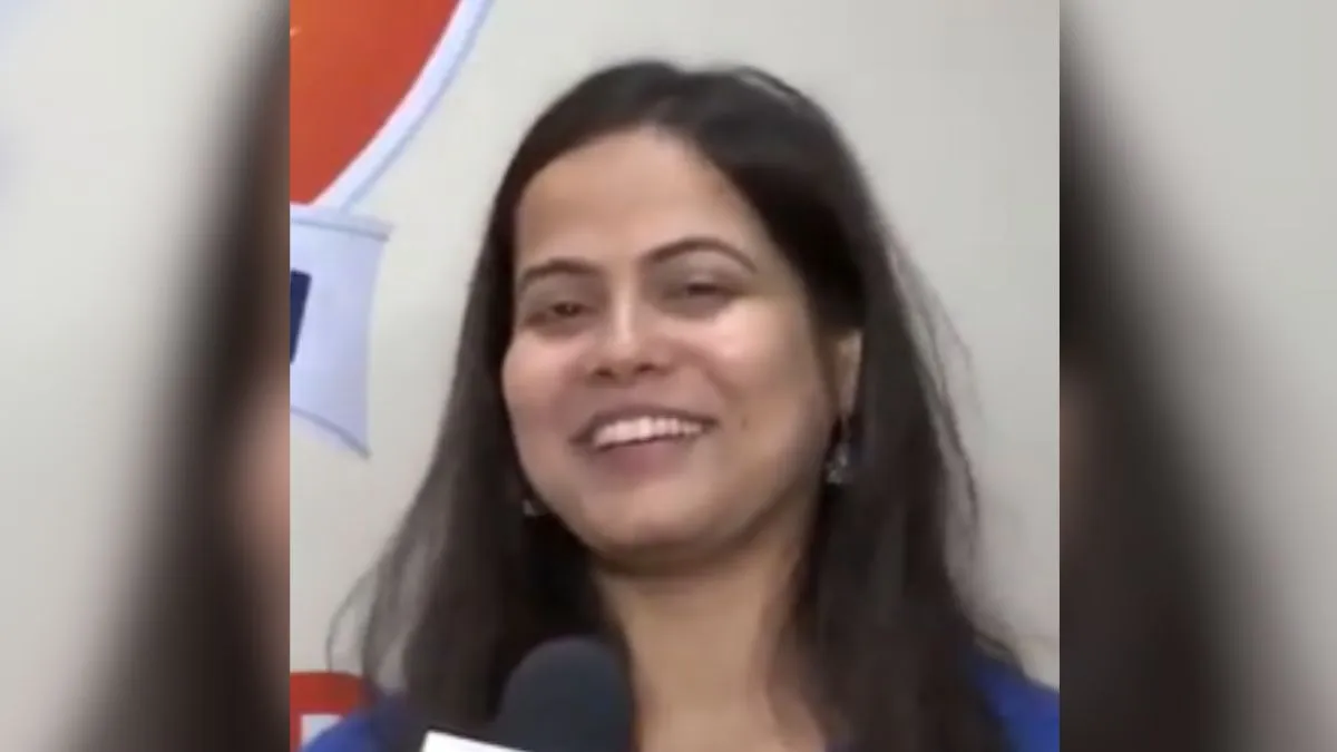 यूपीएससी सीएसई टॉपर शक्ति दुबे- India TV Hindi