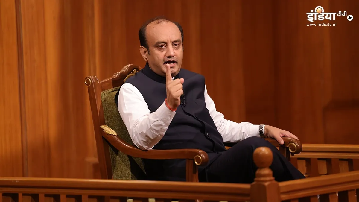 आप की अदालत कार्यक्रम में सुधांशु त्रिवेदी