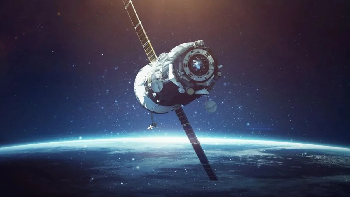 Amazon, Internet, Satellite Internet, Elon Musk, Jeff Bezos, Jeff Bezos Satellite Internet Servic