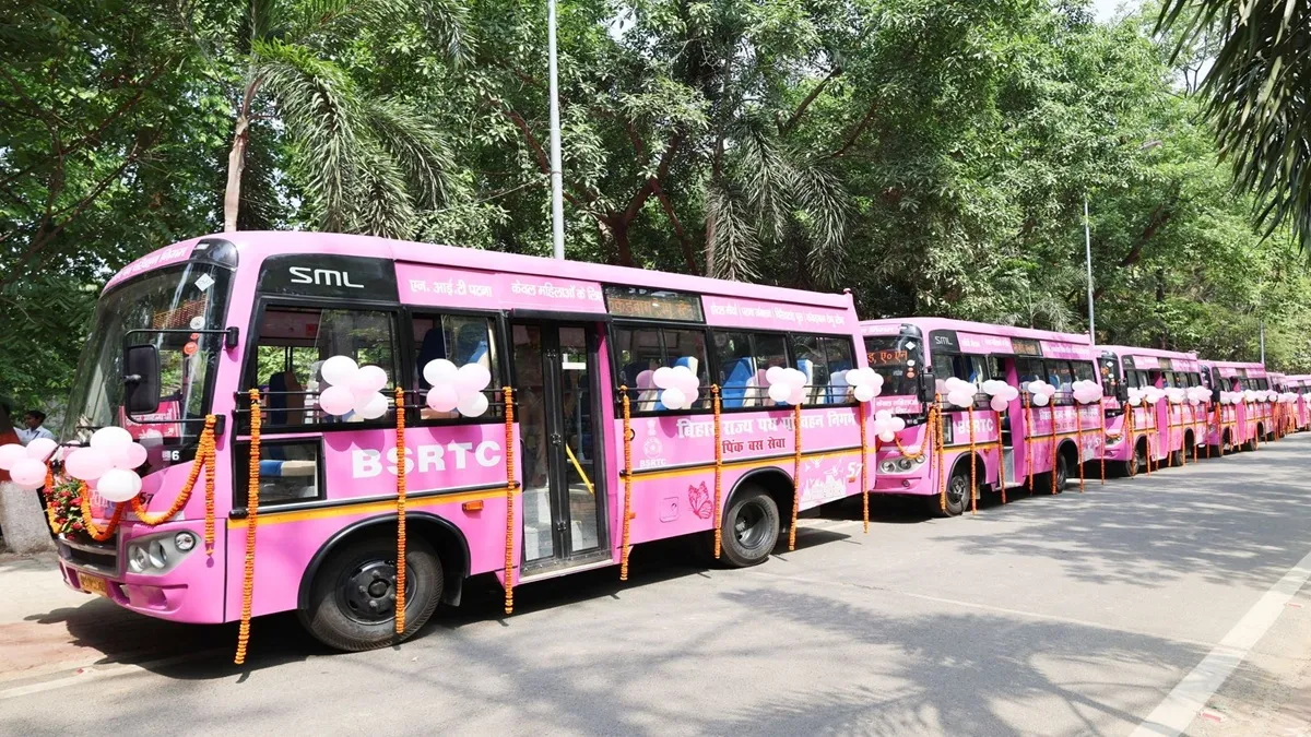 pink buses- India TV Hindi