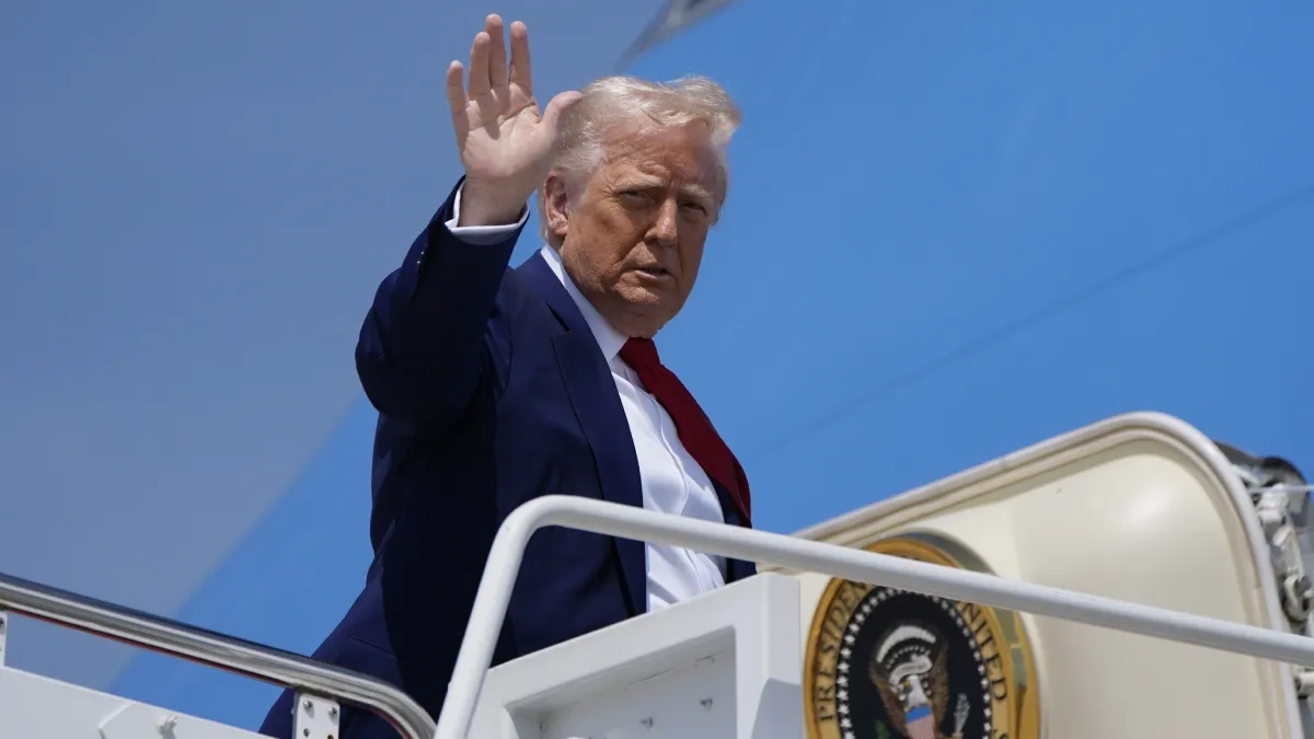 Donald Trump shook hands while riding in the Airforce One.