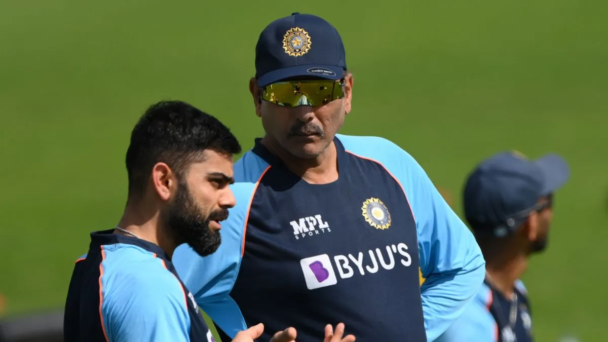 Ravi Shastri & Virat Kohli