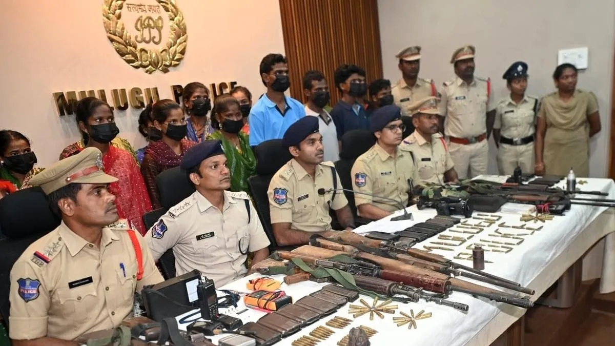 police with maoist- India TV Hindi