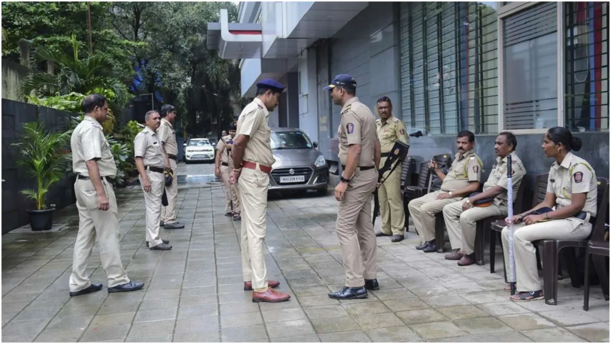 Woman used abusive language against Operation Sindoor MUMBAI police filed a case- India TV Hindi