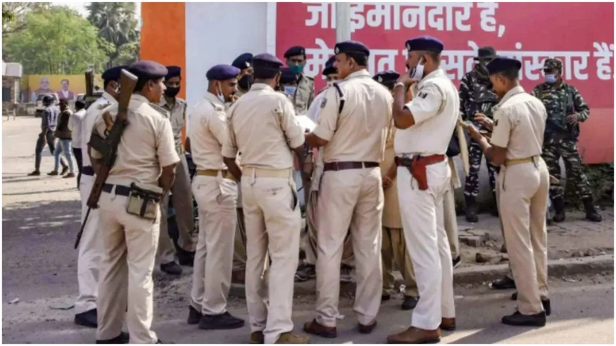 Mother of three children absconded with minor lover in Banka who was related to brother-in-law- India TV Hindi