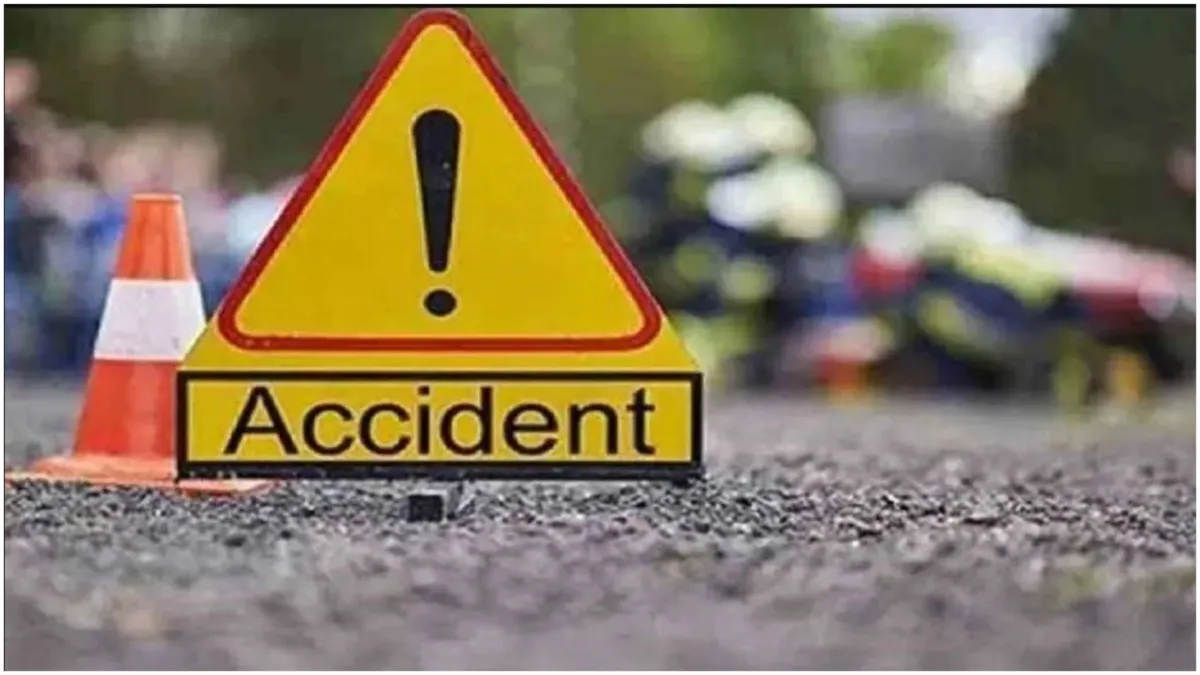 Five dead as bus collides with tempo on Thanjavur Tiruchirapalli National Highway in Tamil Nadu