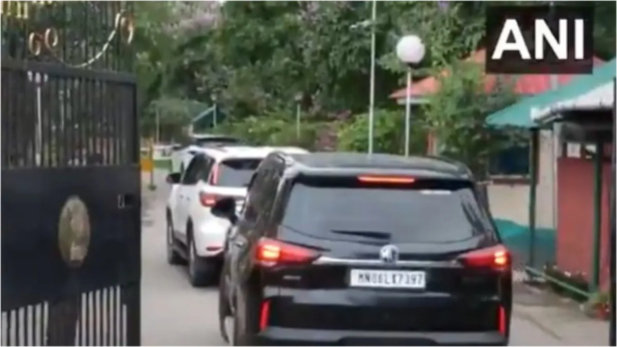 BJP and NPP MLAs staked claim to form government in Manipur met the Governor- India TV Hindi