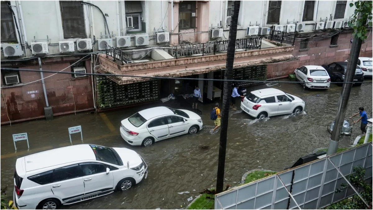 Delhi Traffic Police prepared a strategy regarding waterlogging and traffic know what the officer sa