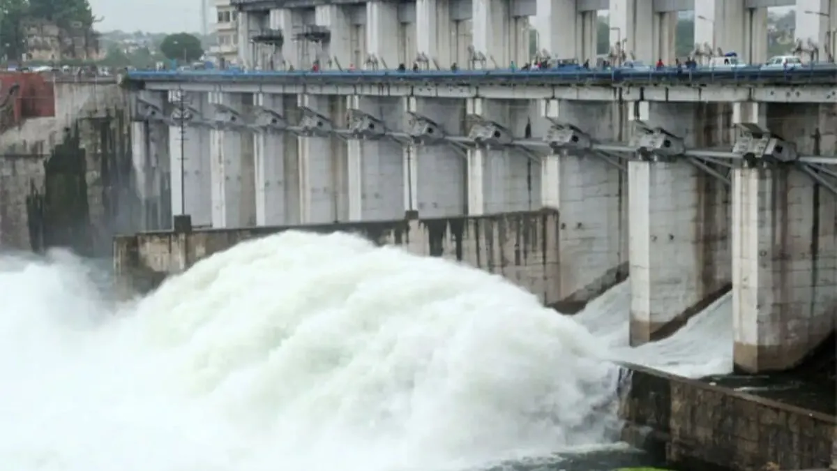 Satluj River, NTPC Koldam, children rescue, water level rise