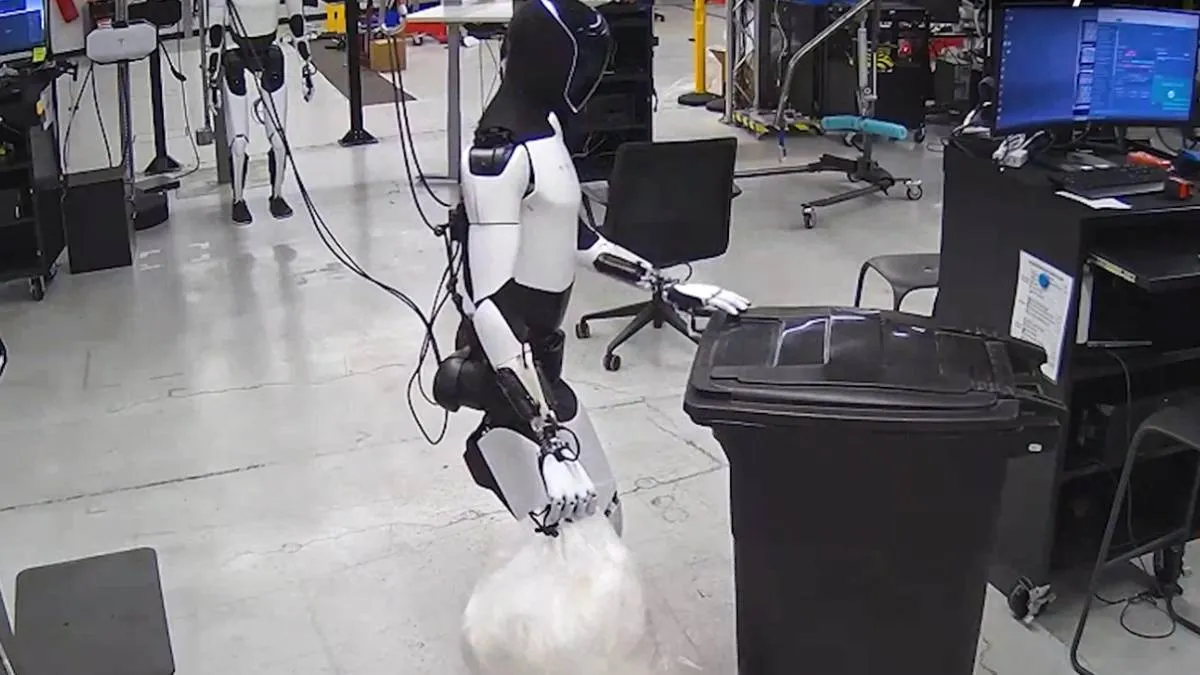 Optimus humanoid robot