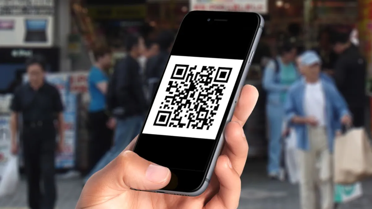Who made QR code it is being now used for UPI payment, Aadhaar and WhatsApp, Who invented QR code