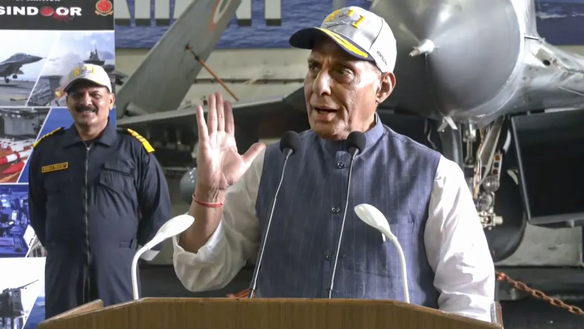 Rajnath Singh INS Vikrant, India Pakistan navy conflict- India TV Hindi