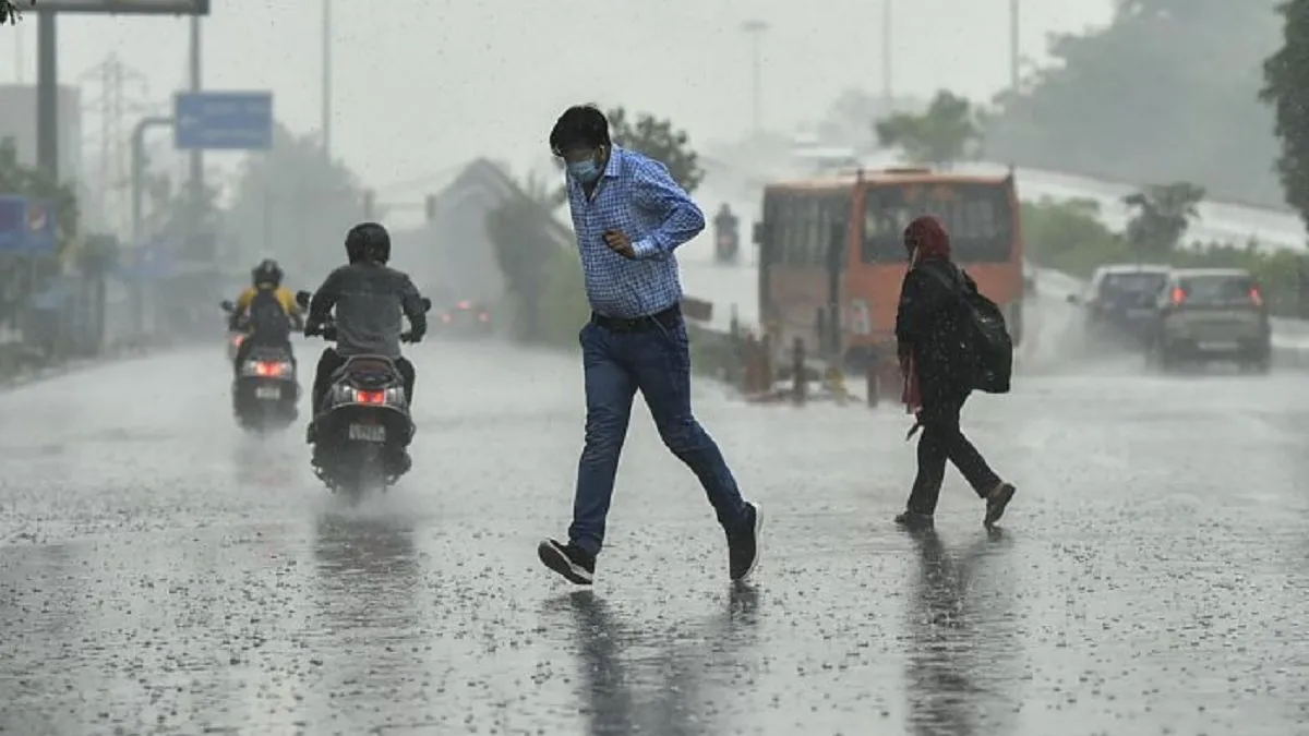 It rained in the morning in Mumbai.