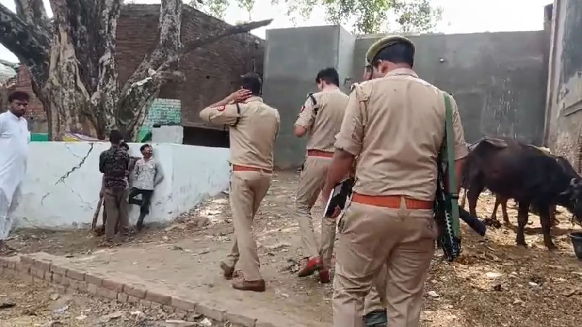 आरोपी को पुलिस ने हिरासत में लिया।- India TV Hindi
