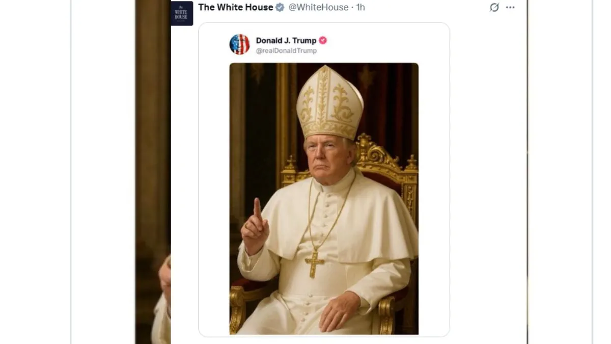 ह्वाइट हाउस द्वारा पोस्ट की गई ट्रंप की पोप वाली एआई जनरेटेड तस्वीर। - India TV Hindi