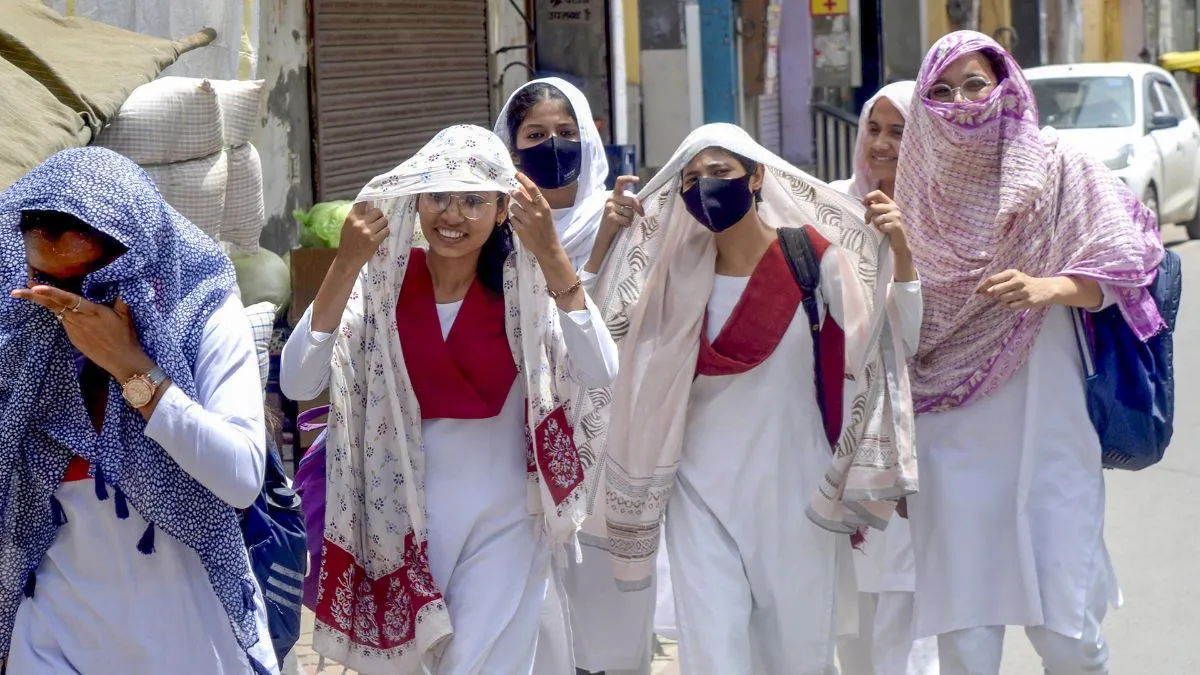 भीषण गर्मी की चपेट में देश के कई शहर