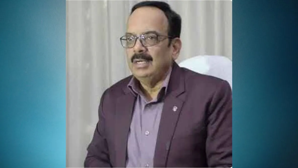 पूर्व उत्पाद आयुक्त अमित प्रकाश- India TV Hindi