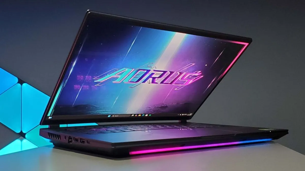 GIGABYTE, GIGABYTE AORUS Master 16, GIGABYTE AORUS Master 16 Price in India, GIGABYTE AORUS Master 1