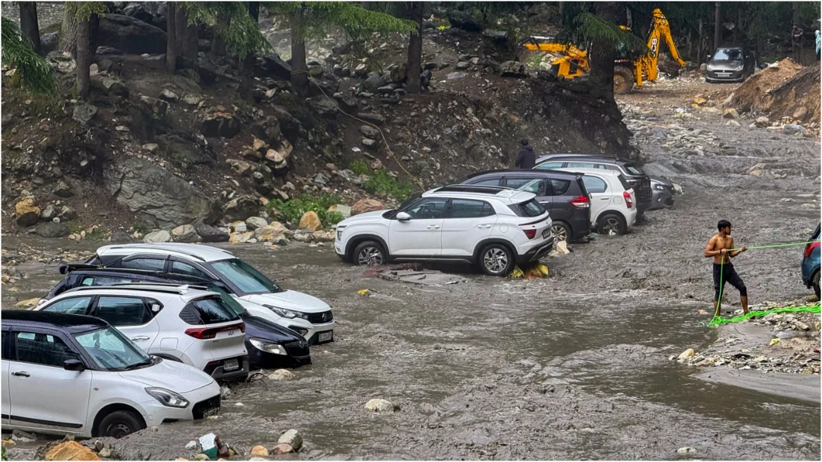 himachal Pradesh workers were swept away in hydro project 2 bodies were recovered CM SukhVinder Sing- India TV Hindi