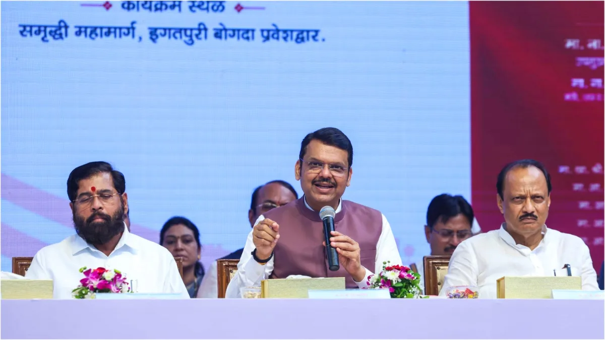 Mahayuti ruckus regarding Shaktipeeth Expressway Ajit Pawar demanded an audit know what CM Fadnavis 