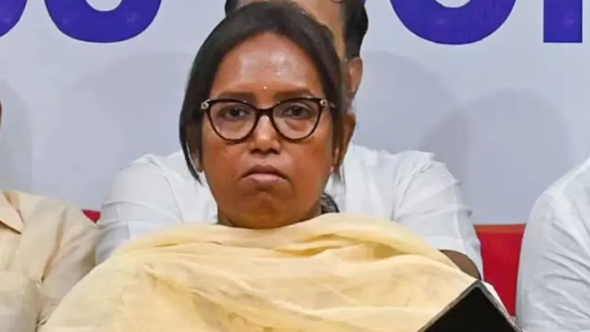 MUMBAI CONGRESS MP VARSHA GAIKWAD- India TV Hindi
