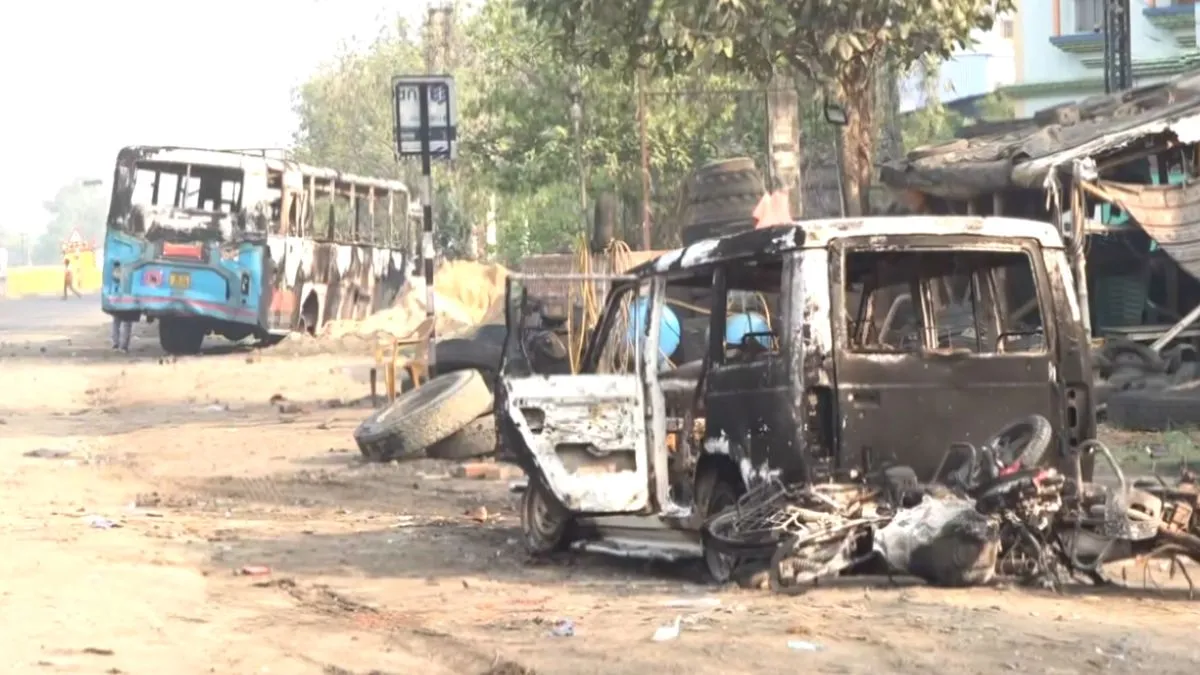 Murshidabad violence, charge sheet, father-son murder, 13 arrested, Dhuliyan- India TV Hindi
