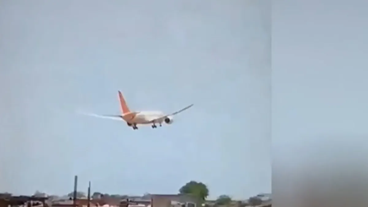 plane crash- India TV Hindi