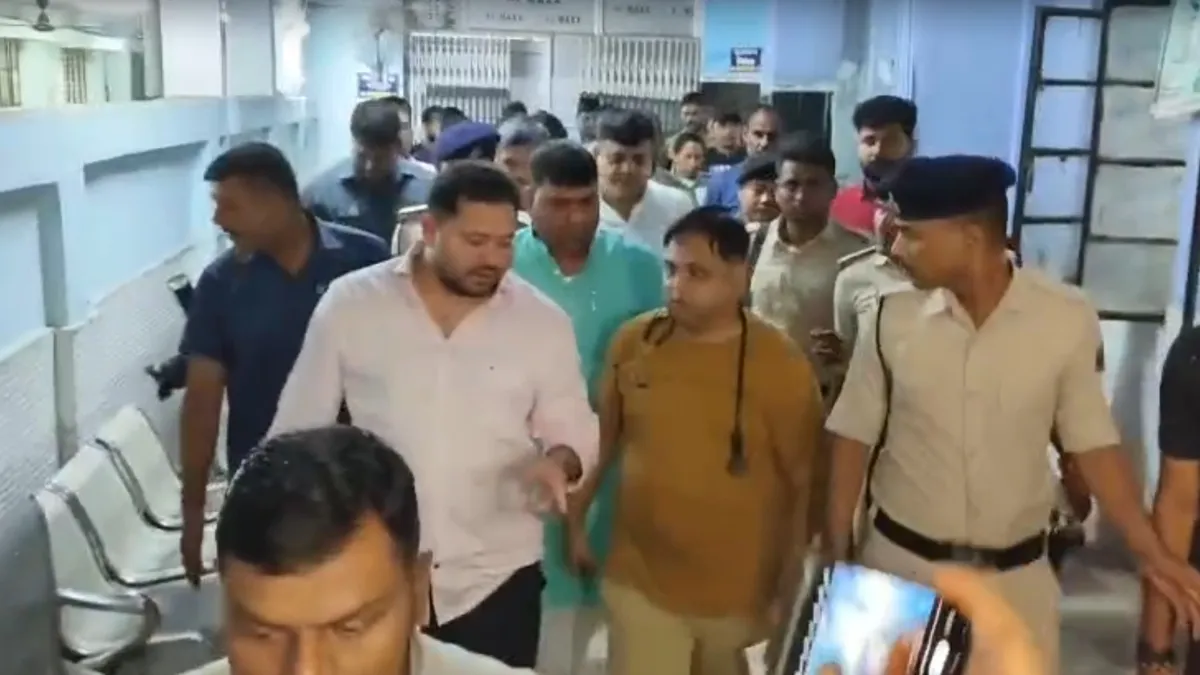घायलों को देखने पहुंचे तेजस्वी यादव- India TV Hindi