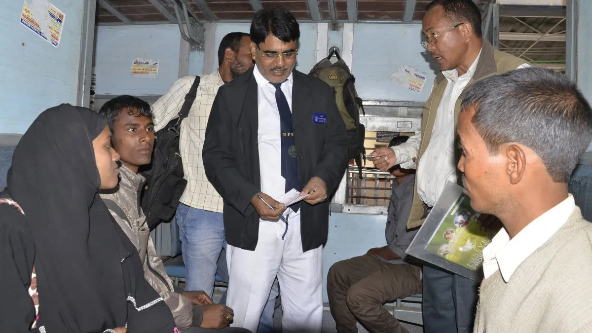 indian railways, Indian Railways Rules, railway act 1989, railway act 1989 section 141, emergency al- India TV Hindi