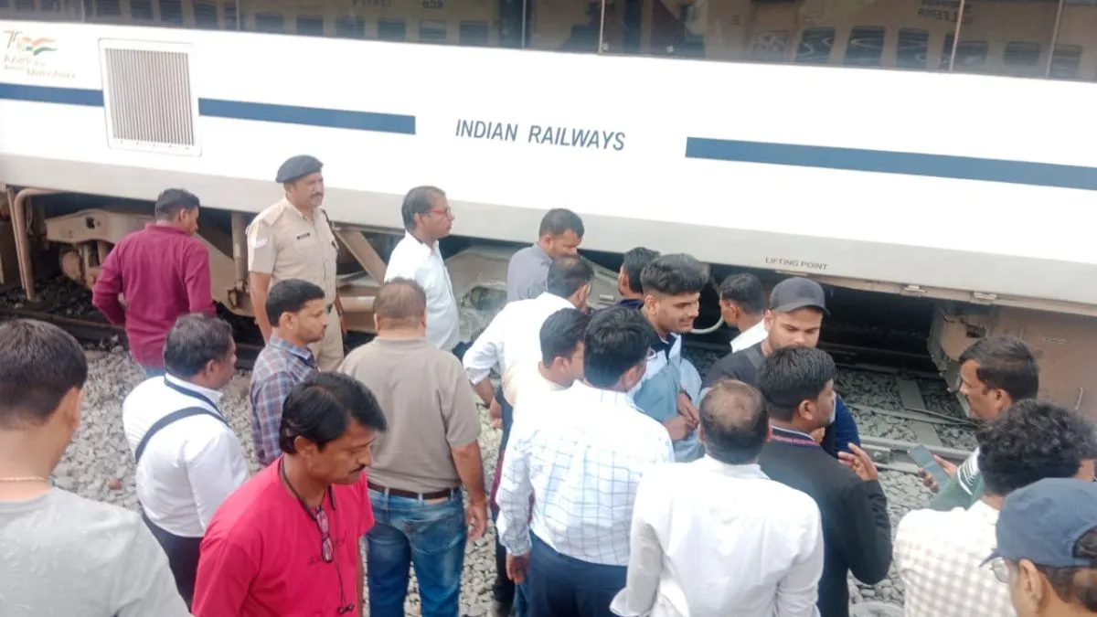 Vande Bharat Express, Vande Bharat Express halted, hot axle issue train