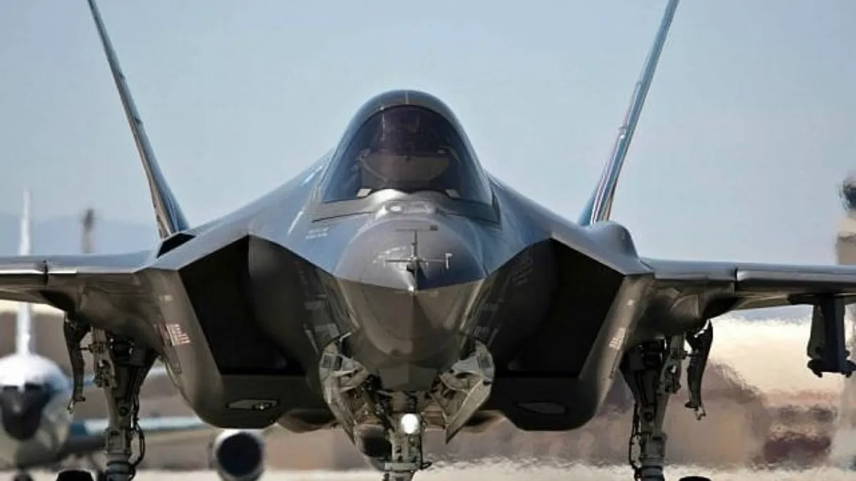 USA Navy f 35 jet crash