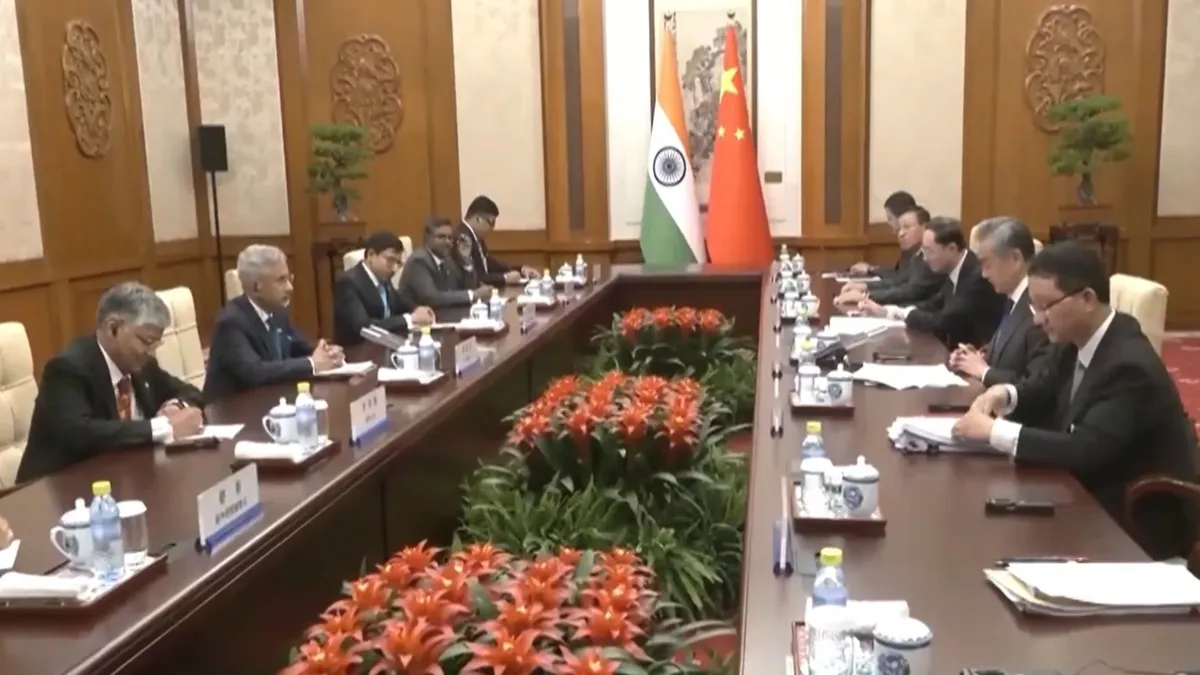 S Jaishankar and China Foreign Minister Wang Yi Meeting- India TV Hindi