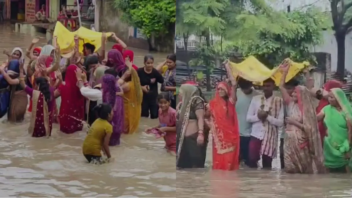 बाढ़ में पूरा किया रस्म, महिलाओं ने किया डांस- India TV Hindi