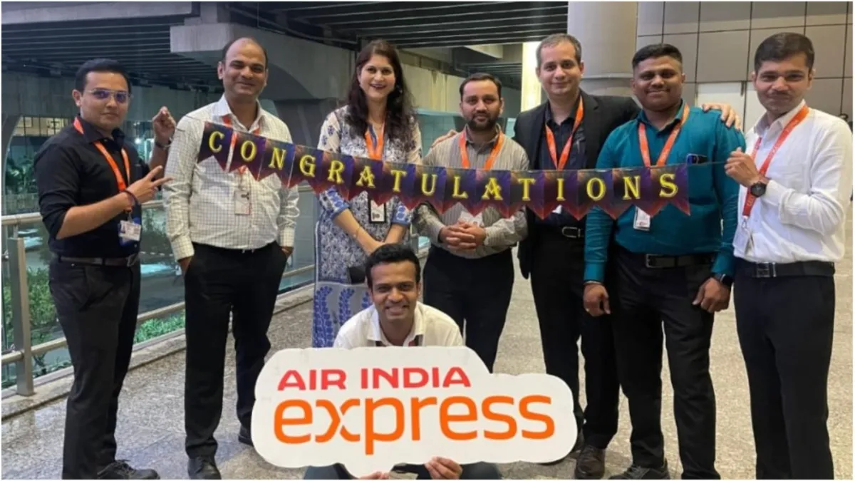 woman gave birth to a child in an Air India plane crew members and pilot played an important role- India TV Hindi