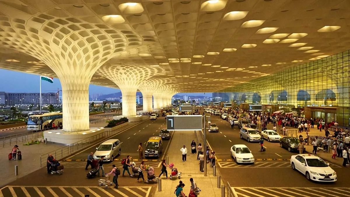 mumbai airport- India TV Hindi