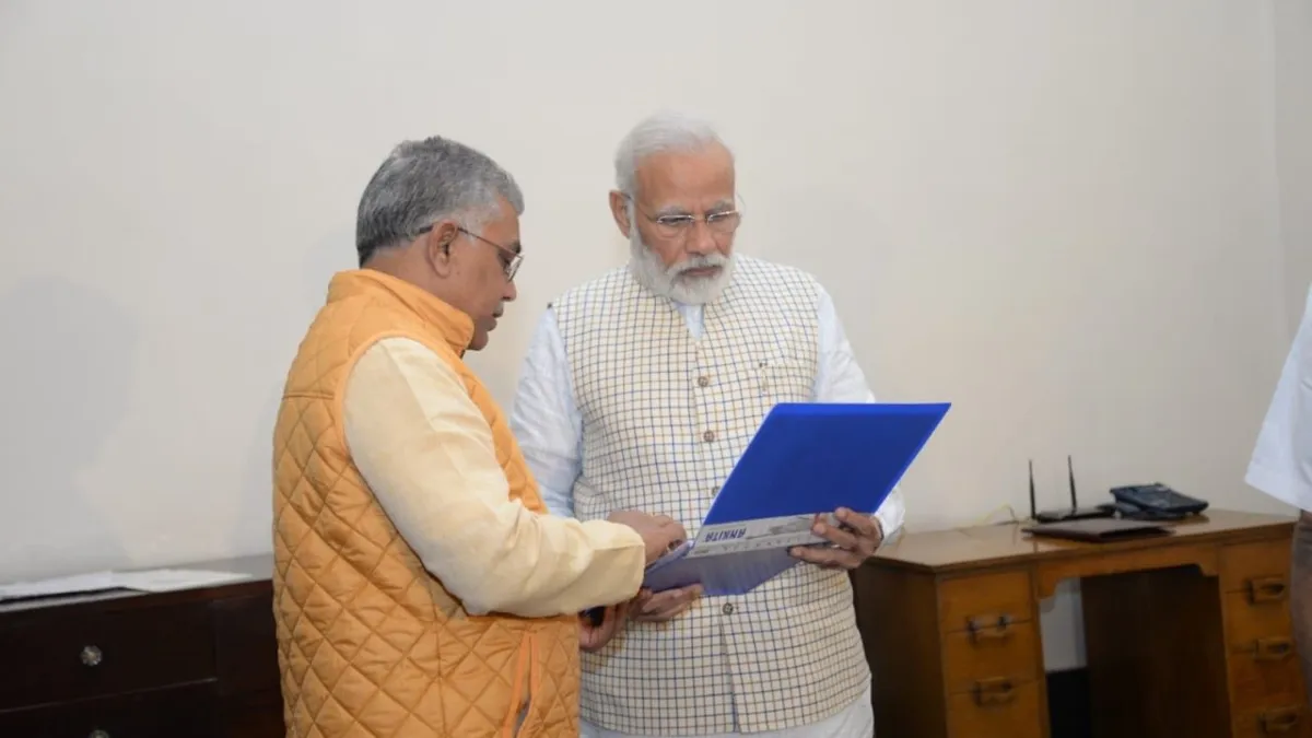 PM modi and Dilip gosh- India TV Hindi
