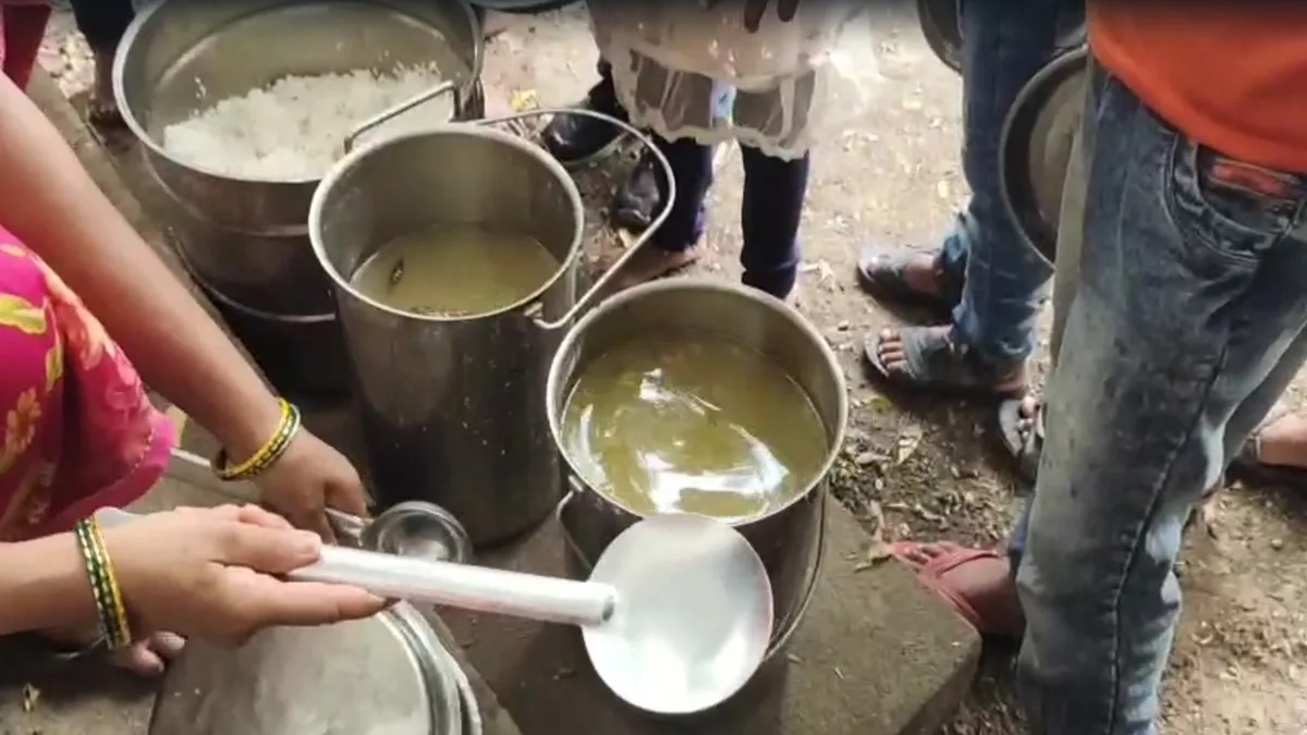rewa mid day meal- India TV Hindi