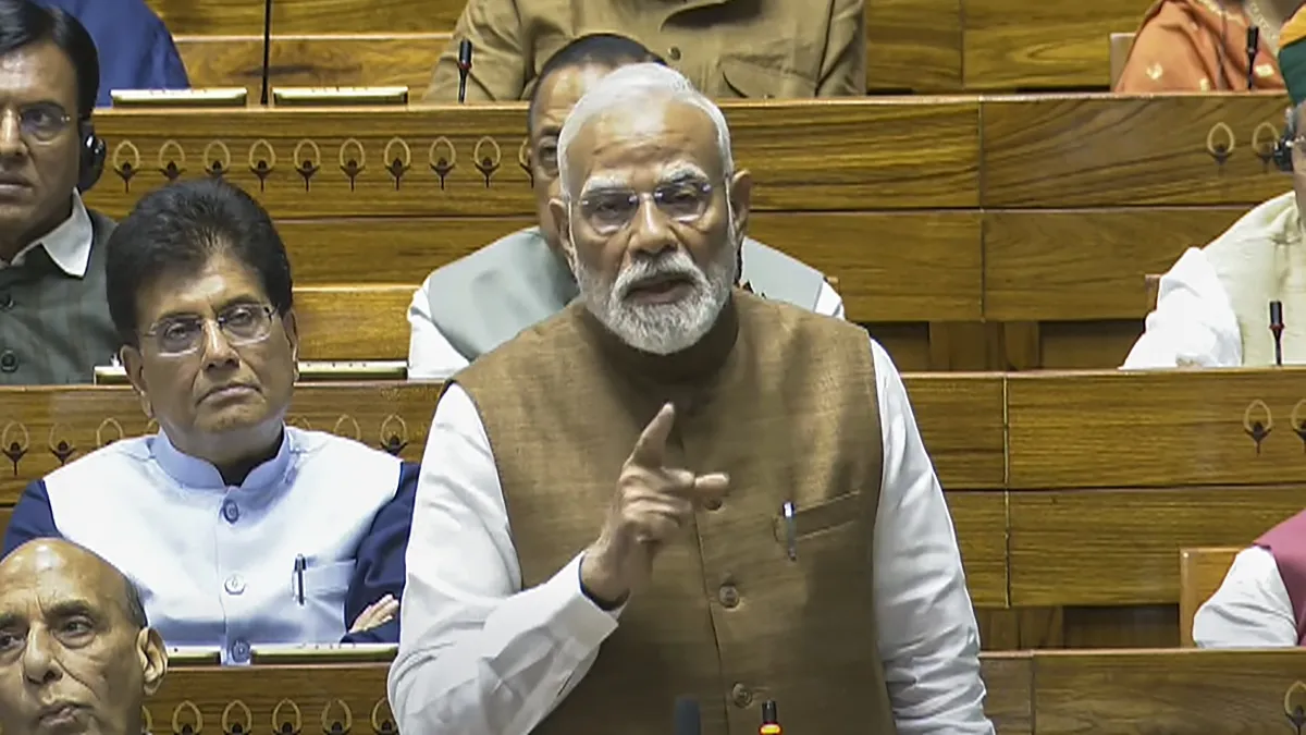 संसद में बोलते हुए पीएम मोदी- India TV Hindi