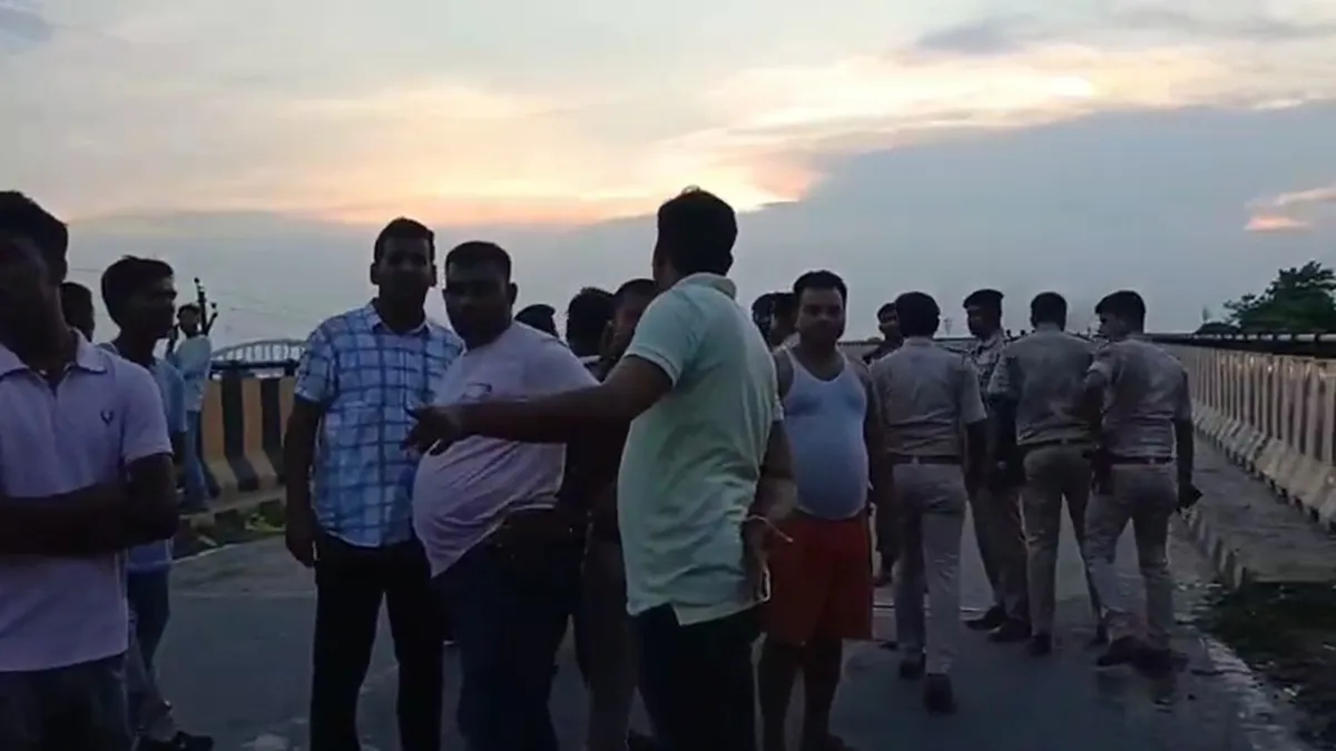 सिवान में वर्चस्व की लड़ाई में जमकर हुई तलवारबाजी