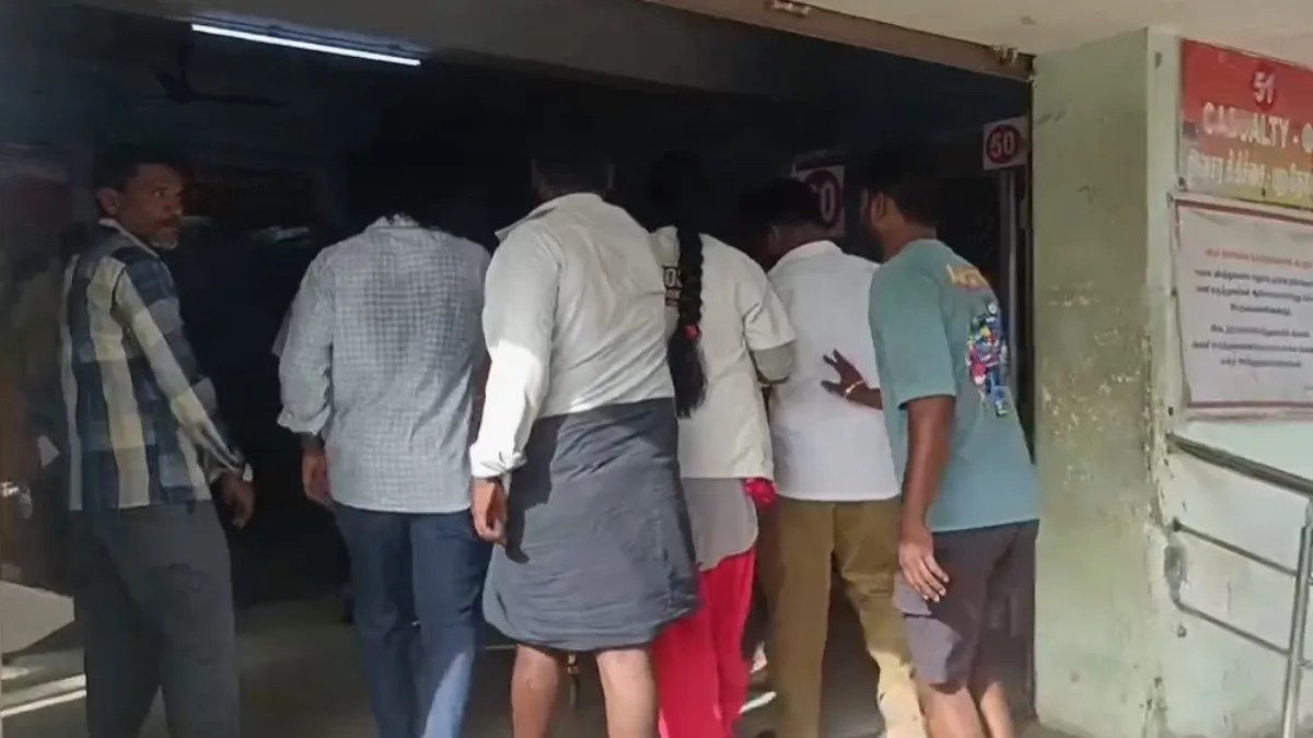 tamil nadu train accident school van- India TV Hindi