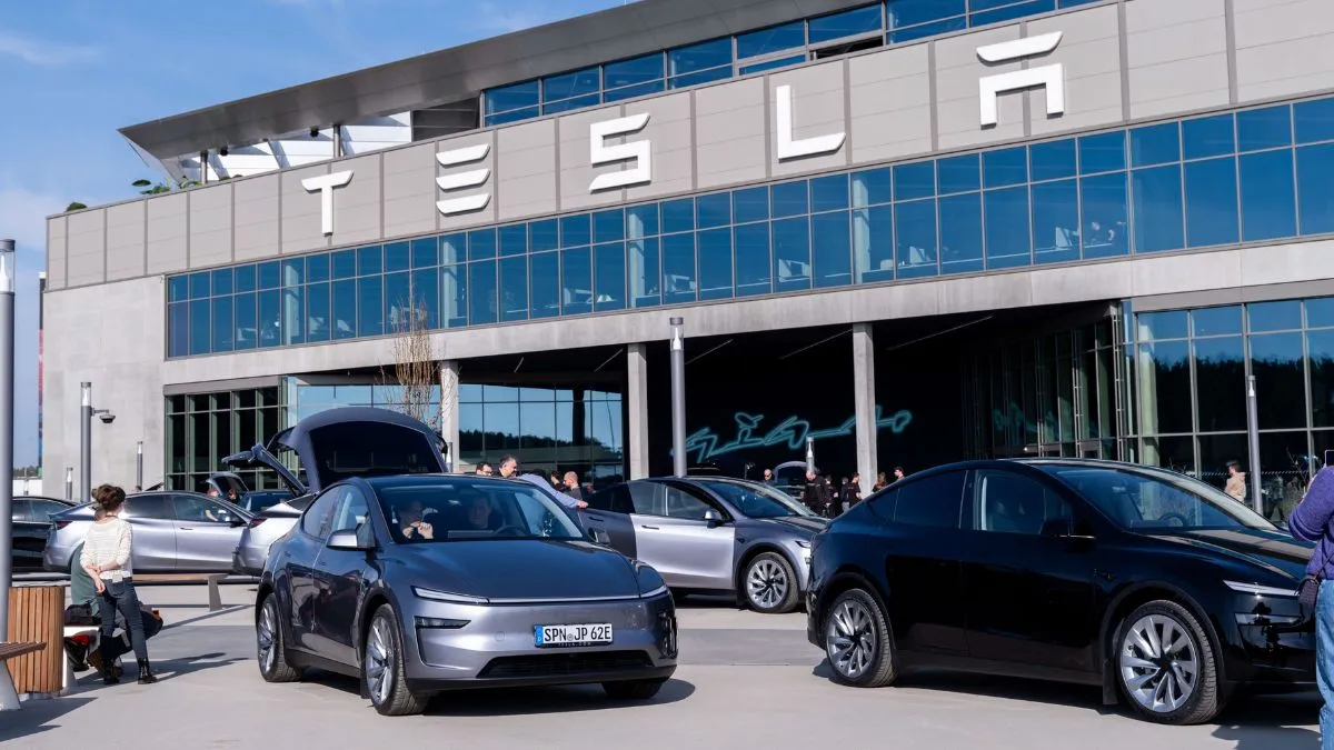 tesla, tesla showroom, tesla showroom address, tesla experience centre, tesla showroom in mumbai, te