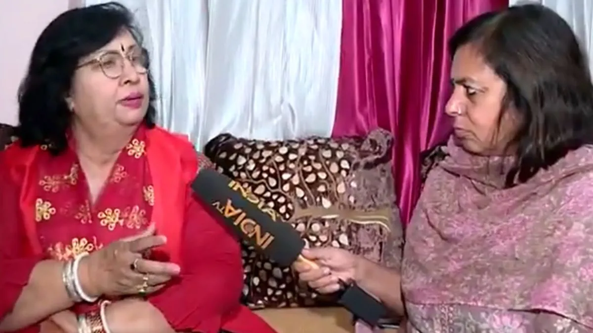 प्रतिभा शुक्ला ने डिप्टी सीएम पर लगाए आरोप।