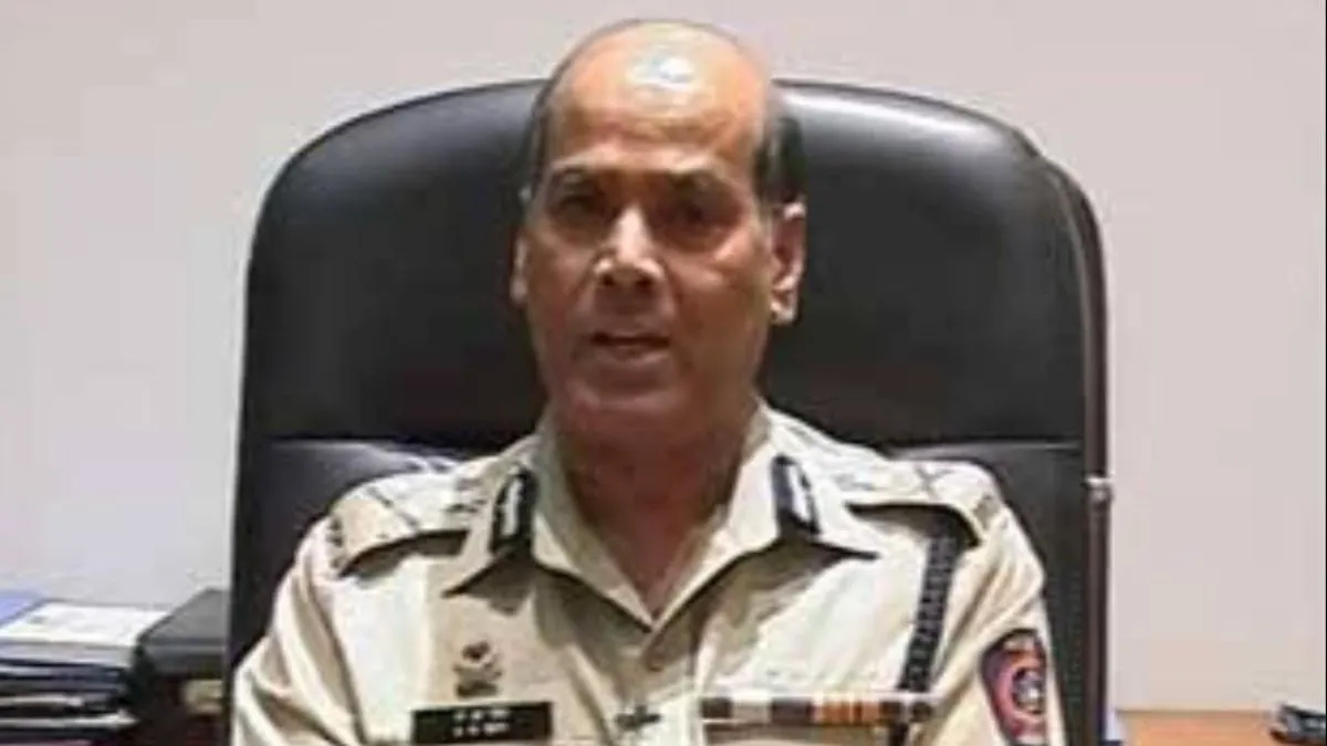 पूर्व मुंबई पुलिस कमिश्नर ए एन रॉय।