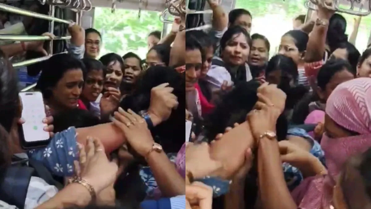 Mumbai Local Train, Fight, Viral news- India TV Hindi