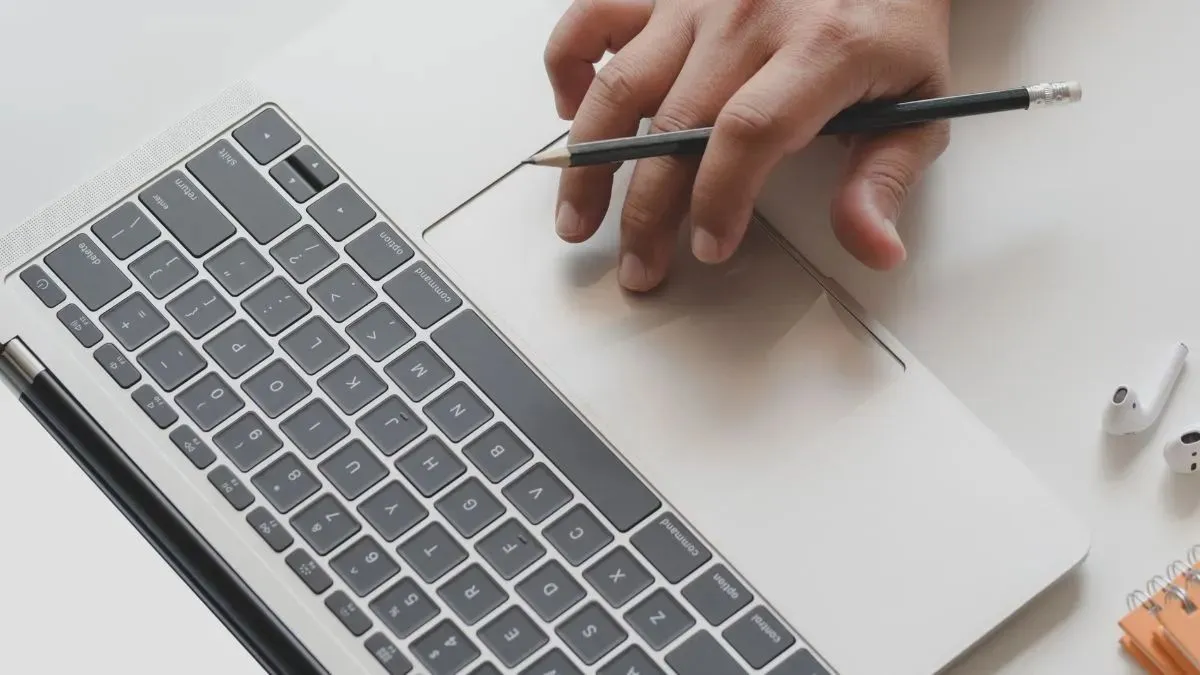 laptop- India TV Hindi