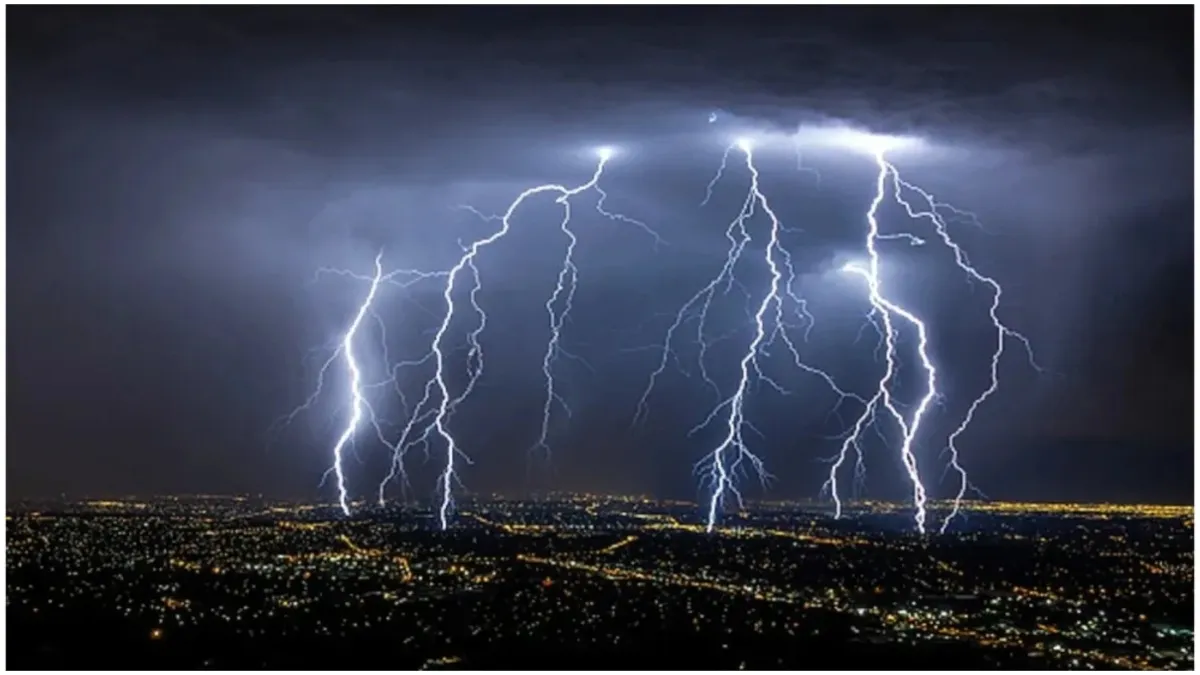 up rain lightening death