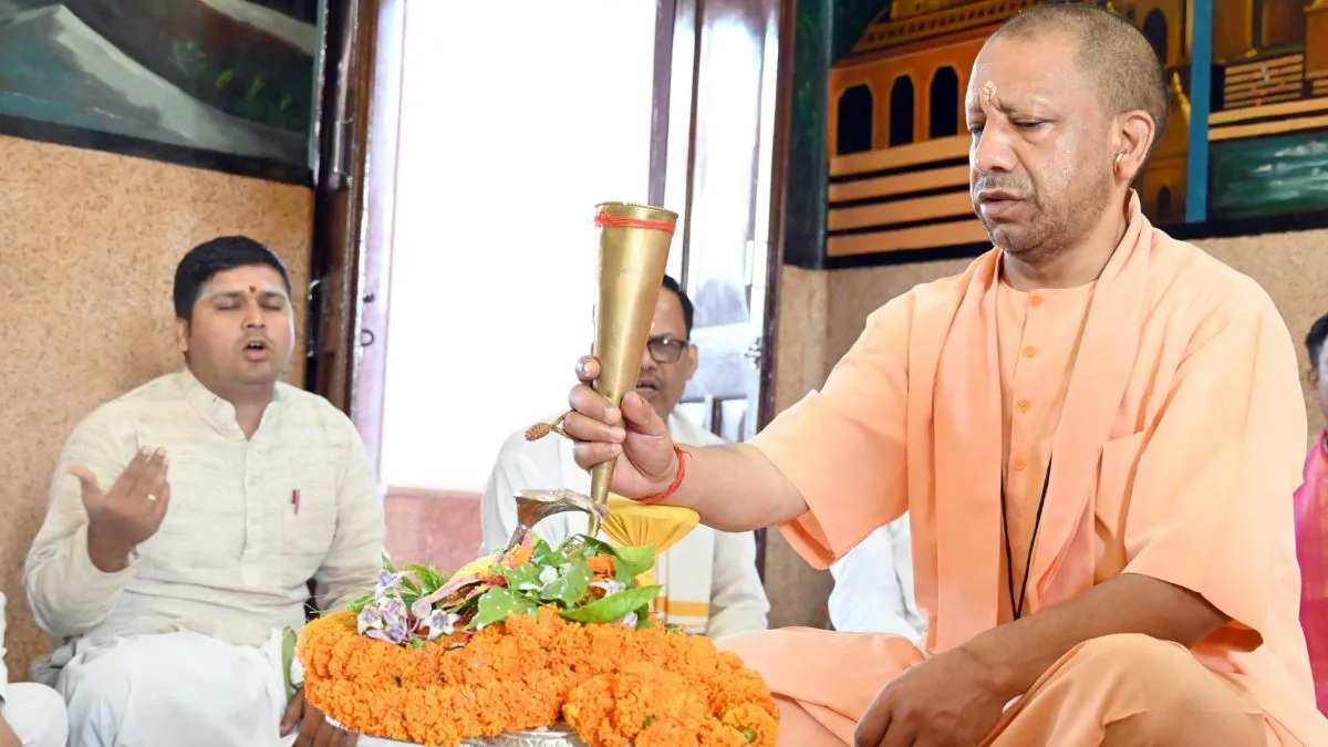 Yogi Adityanath Rudrabhishek, Sawan 2025 Uttar Pradesh, CM Yogi Shiv Puja- India TV Hindi